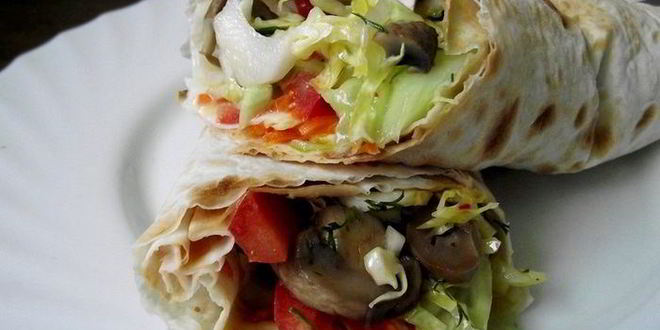 Рецепт лаваша с овощами на костре