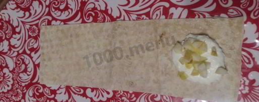 Шаг 4: творожно-яблочных конвертики из лаваша