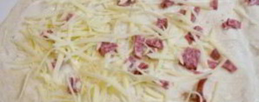 Шаг 3: жареного лаваша с колбасой и сыром