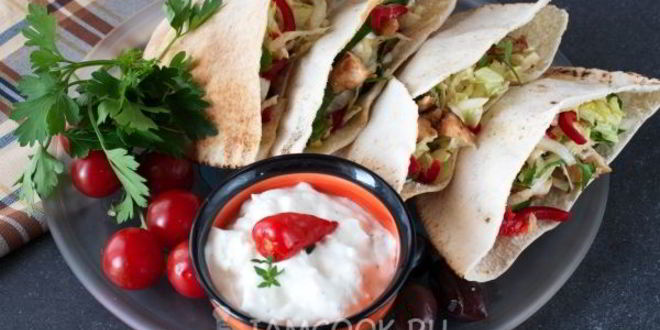 Рецепт арабской питы с курицей и овощами