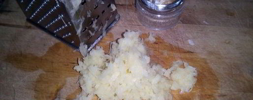 Шаг 2: блинчиков-лепешек из кабачков с майораном