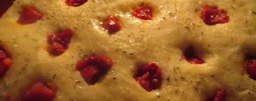 Шаг 3: фокаччи с вялеными помидорами и пармезаном