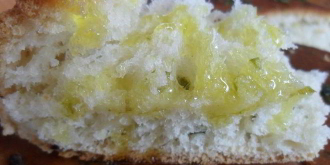 Рецепт фокаччи с зеленью и чесноком