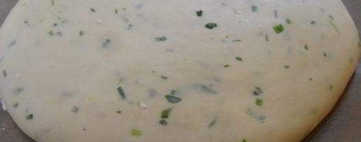 Шаг 4: фокаччи с зеленью и чесноком