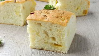 Рецепт Фокаччи с жареным луком и сыром