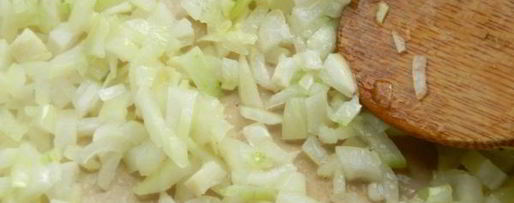 Шаг 5: фокаччи с жареным луком и сыром