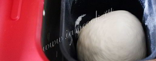 Шаг 3: фокаччи тонкой с ароматными травами