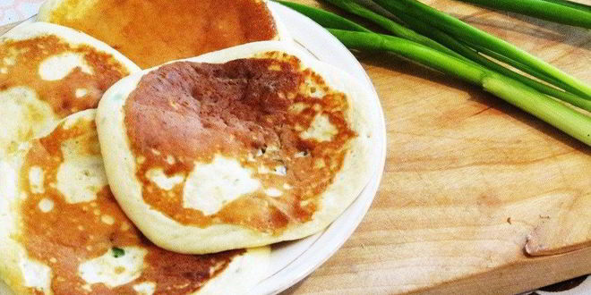 Рецепт лепешек на кефире с зеленью