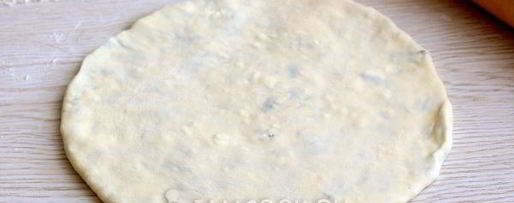 Шаг 11: лепешек с творогом и зеленью на сковороде