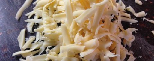 Шаг 2: питы с колбасой, сыром и яйцом