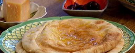 Шаг 5: питы с моцареллой, руколой и помидорами