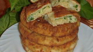 Рецепт Сырных лепешек на кефире с зеленым луком