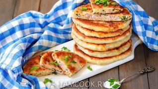 Рецепт Сырных лепешек с ветчиной