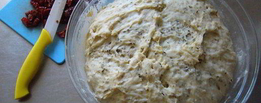 Шаг 3: воздушной фокаччи с томатами и оливками