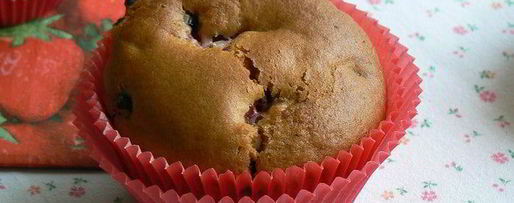 Шаг 5: маффинов с клубникой и шококаплями