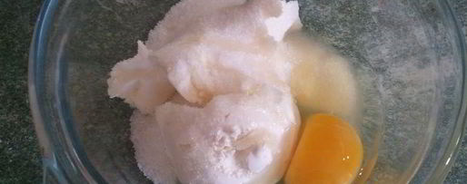 Шаг 4: маффинов с малиной под соусом из маскарпоне