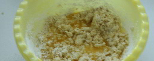 Шаг 3: маффинов с марципаном и брусникой