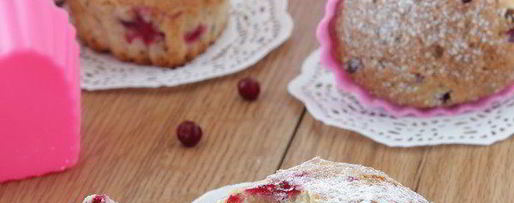 Шаг 7: маффинов с марципаном и брусникой