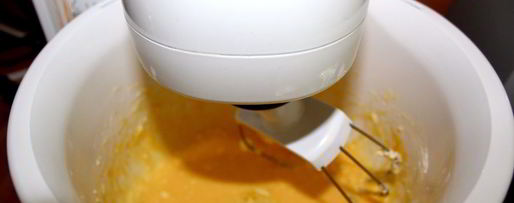 Шаг 2: маффинов с вареньем на кефире