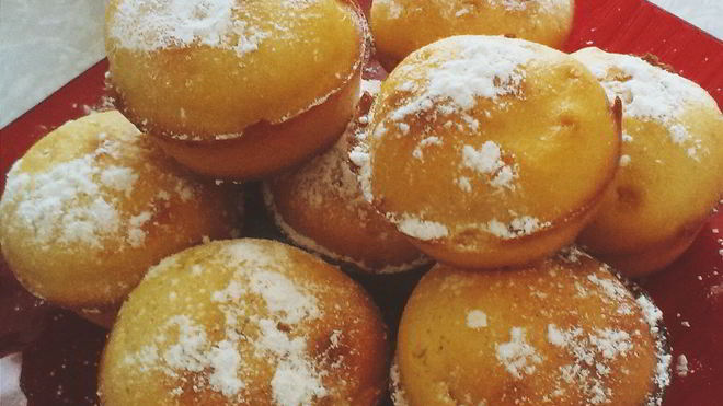 Рецепт Манных маффинов с курагой