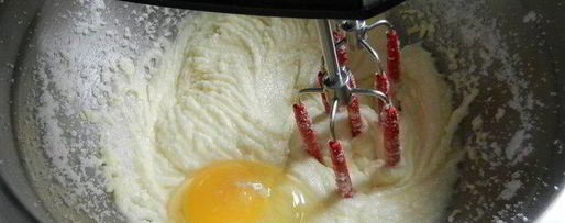 Шаг 3: нежных шоколадных маффинов и крем для украшения