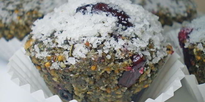 Рецепт ореховых маффинов с ягодами