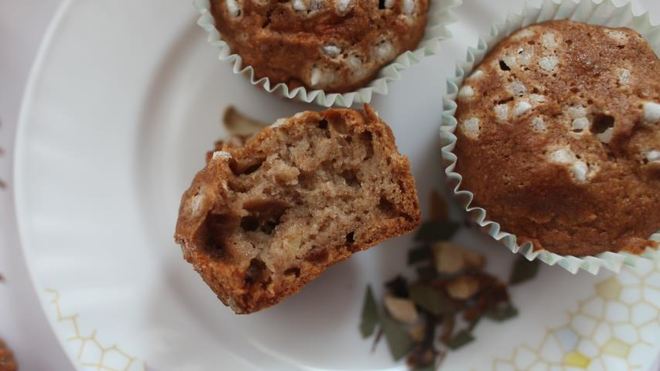 Рецепт Ржаных маффинов с яблоком, кешью и кориандром