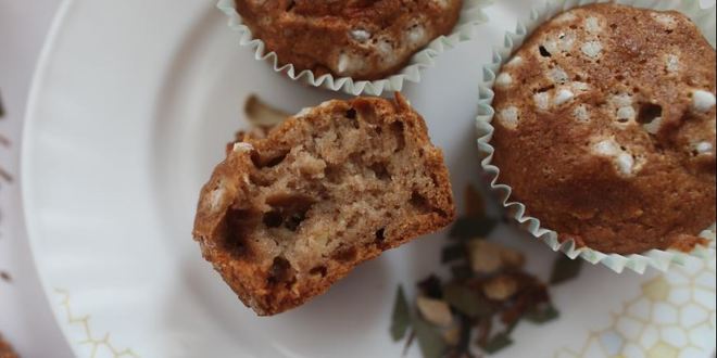 Рецепт ржаных маффинов с яблоком, кешью и кориандром