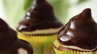 Рецепт Шоколадных маффинов с зефирным кремом