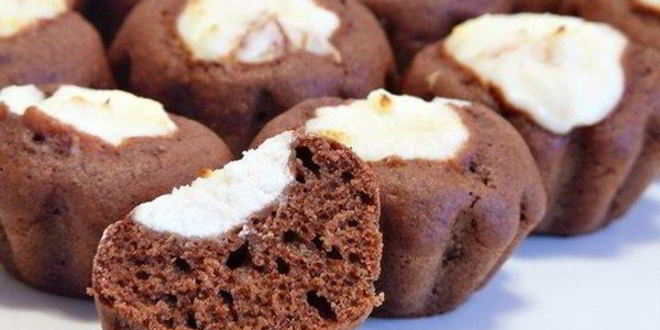 Рецепт шоколадных маффинов-ватрушек с творогом