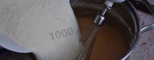 Шаг 2: быстрого пирога манник с вареньем