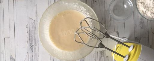 Шаг 1: манника без молока на сметане