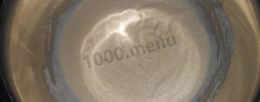 Шаг 1: манника на кефире без муки