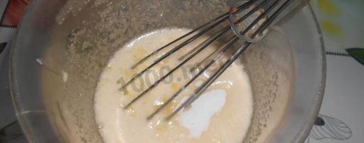 Шаг 4: манника на кефире без муки