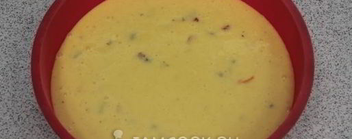 Шаг 7: манника на кефире с изюмом