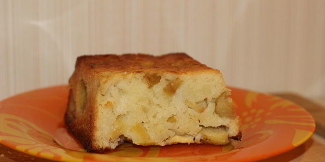 Рецепт манника на кефире с яблоками