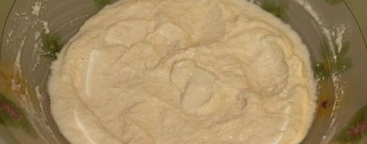 Шаг 2: манника на кефире с яблоками