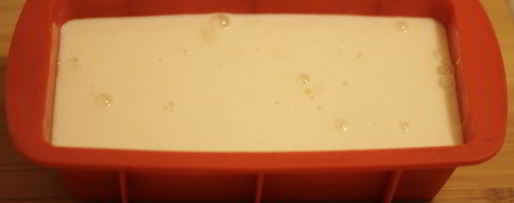 Шаг 8: манника на кефире с яблоками