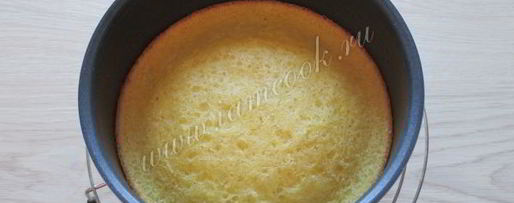 Шаг 9: манника на кефире в мультиварке