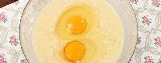 Шаг 3: манника на воде с яйцами