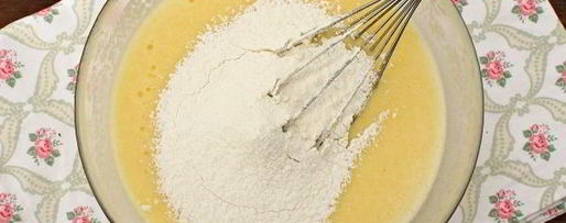 Шаг 5: манника на воде с яйцами