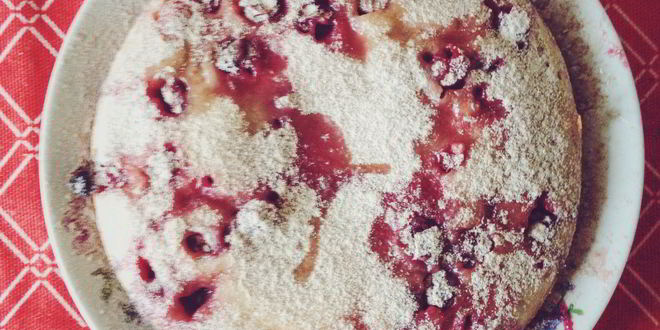 Рецепт манника с черной смородиной