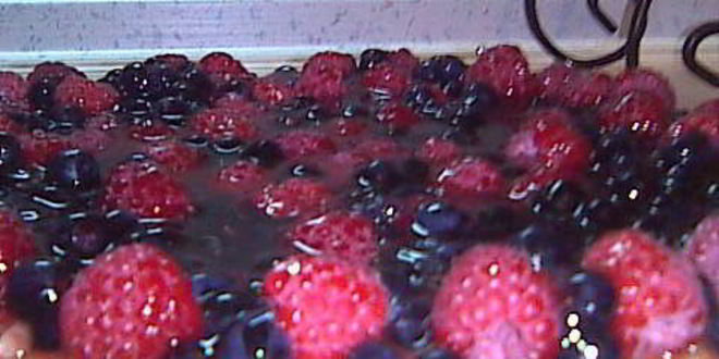 Рецепт манника с ягодами