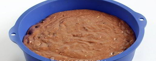 Шаг 7: манника шоколадного с финиками и миндалем