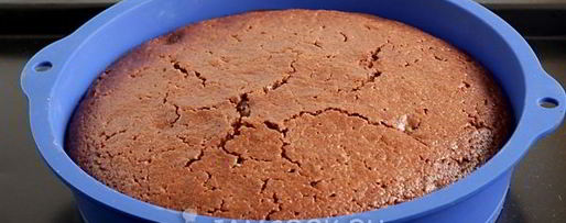 Шаг 8: манника шоколадного с финиками и миндалем