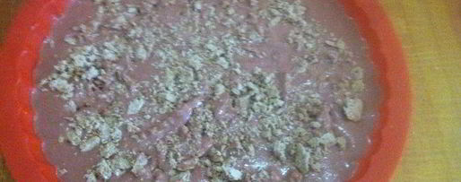 Шаг 5: манника шоколадного с халвой