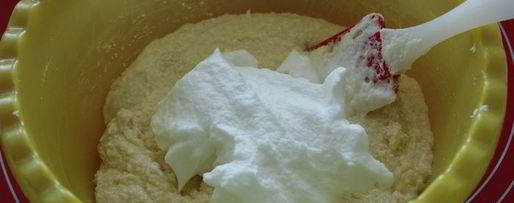 Шаг 3: манника творожного с облепиховым соусом