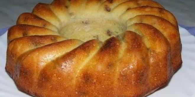 Рецепт простого манника на кефире с кокосовой стружкой без муки