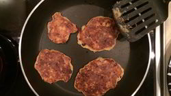 Рецепт Кабачковых оладий с сыром и цельнозерновой мукой