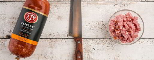 Шаг 2: картофельных оладий с морковью и колбасой